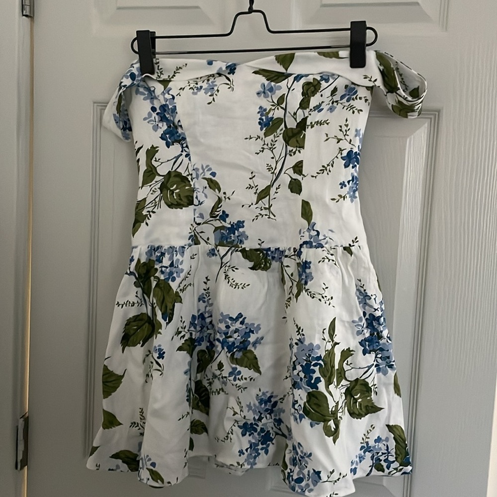 Reformation Dress - Picture 2 of 14